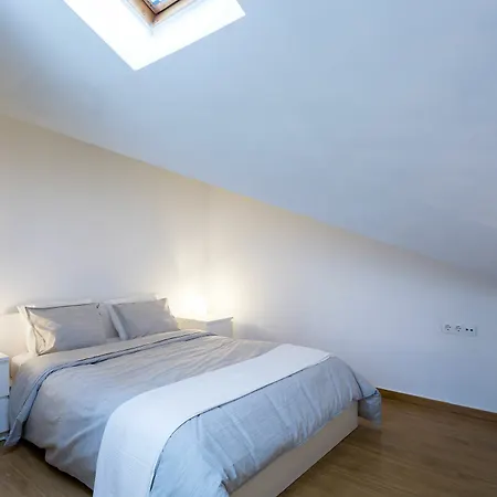 Holi-rent Loft Castellar Apartment *
