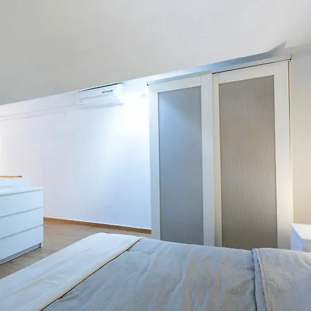 Holi-rent Loft Castellar *
