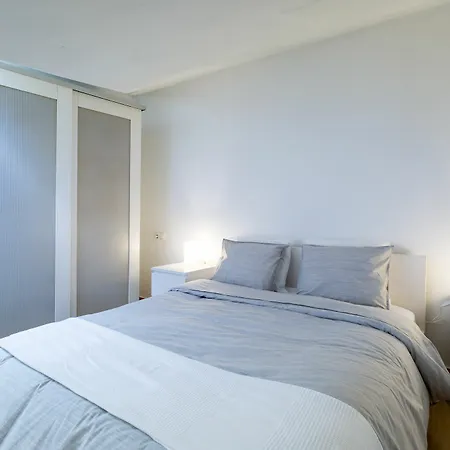 Holi-rent Loft Castellar Apartment *