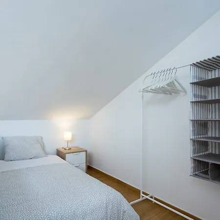 Holi-rent Loft Castellar Apartment Seville
